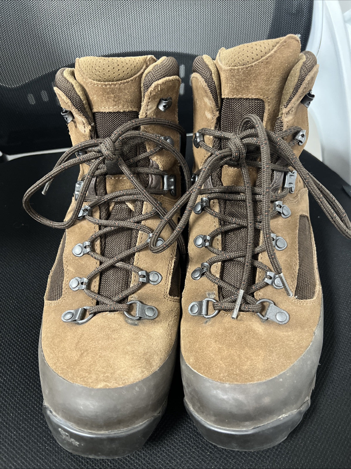 ITURRI BOOTS, Size: 10 L Mens Brown Desert High Liability British Army