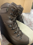 British Army Iturri Boots Cold Wet Weather Goretex Combat Brown  Uk 8 NEW