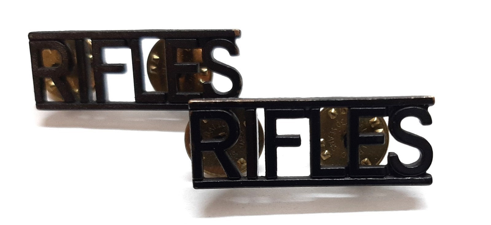 British Military Issue Rifles Metal Shoulder Title Badges