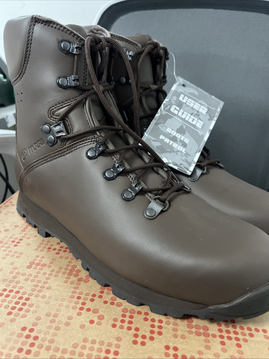 NEW | BRITISH ARMY MENS ITURRI PATROL BOOTS - 9M BROWN LEATHER COMBAT BOOTS