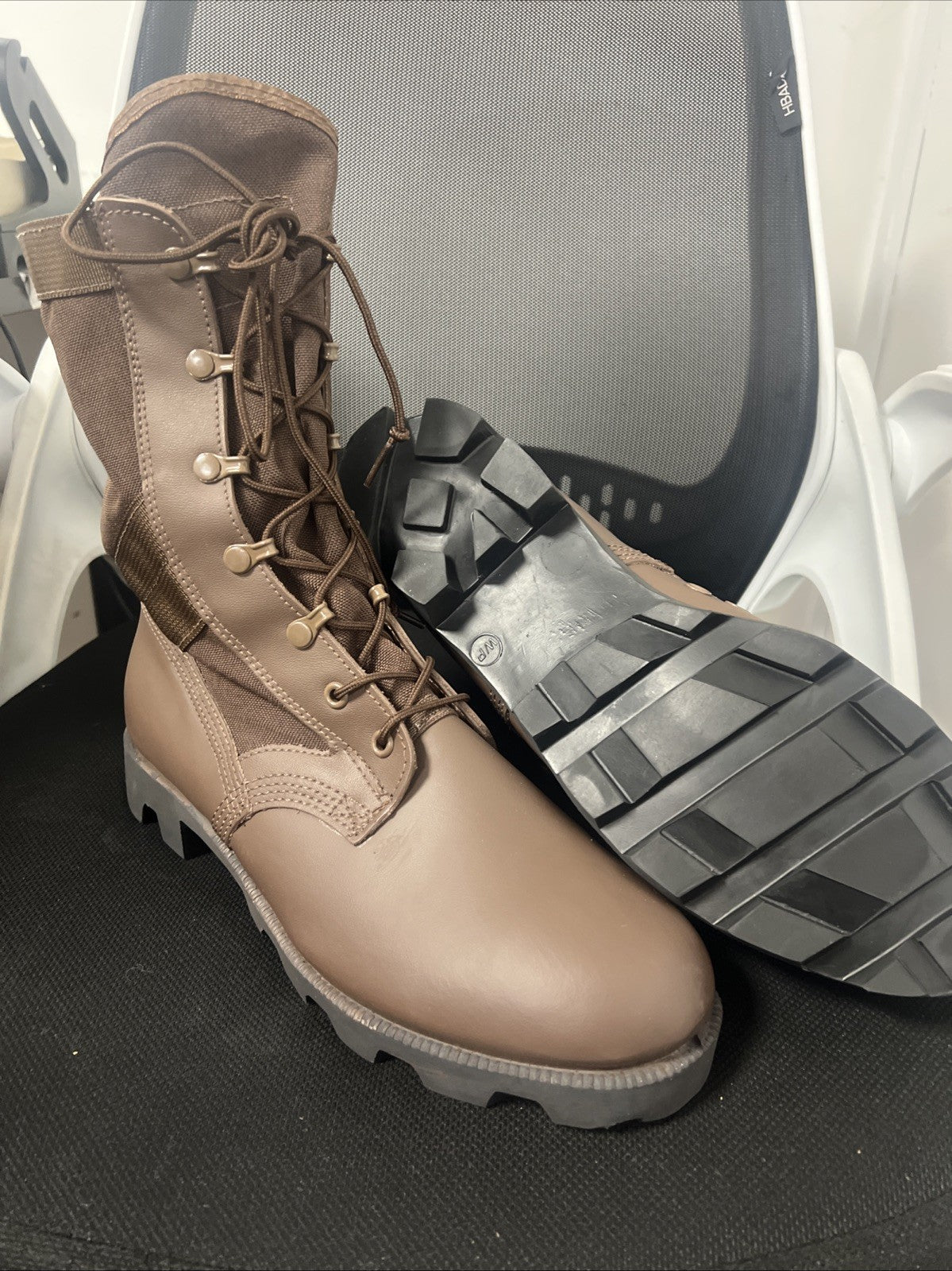 WELLCO WP Army Issue Brown Combat Jungle Boots Size 9L UK