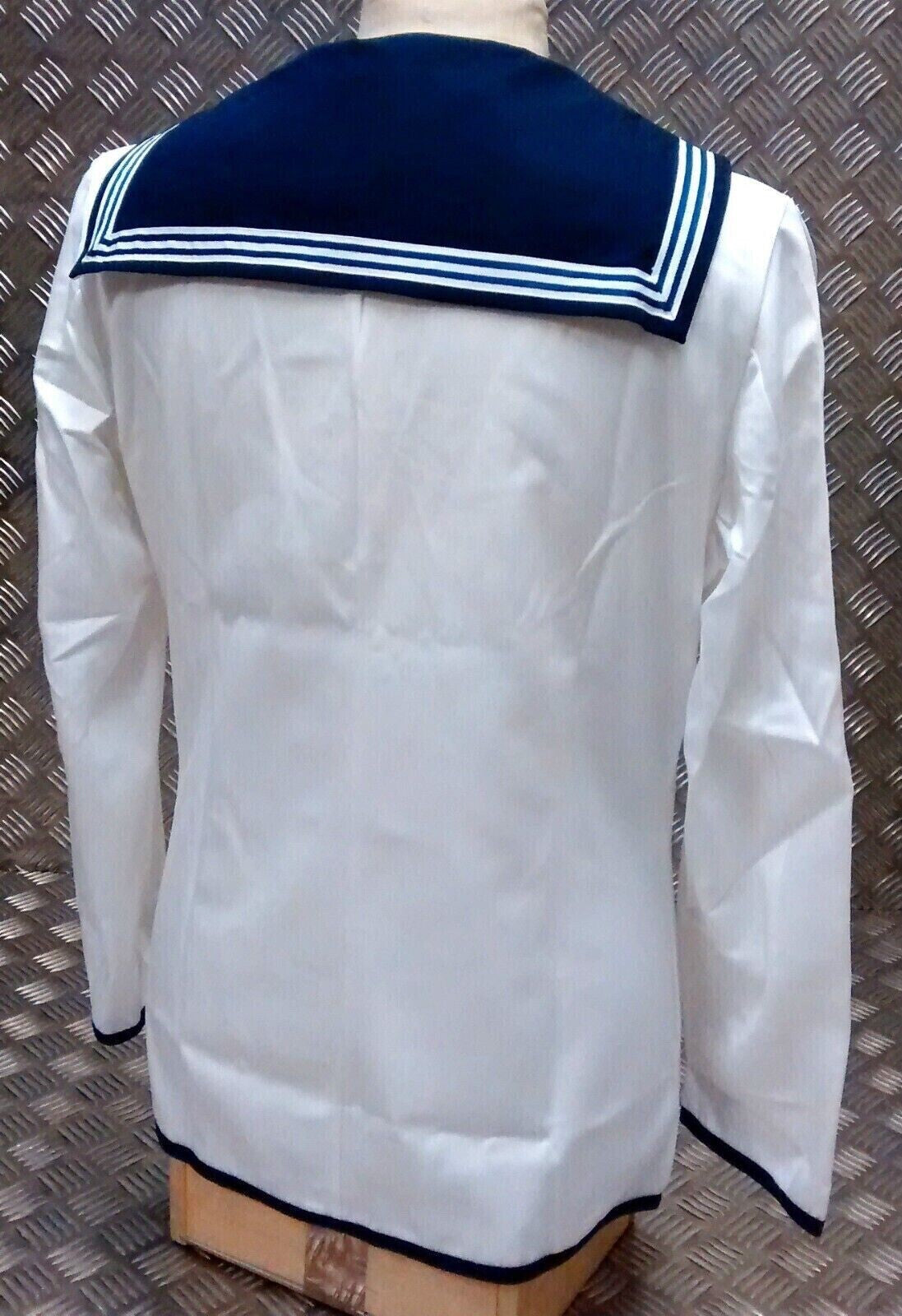 Mens Royal Navy Class 2 White Jumper Grade 1