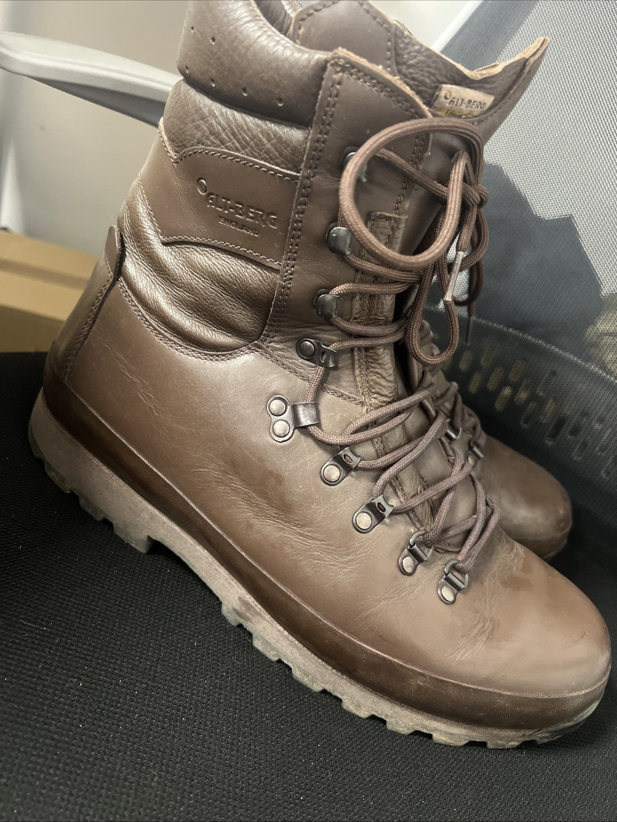 ALTBERG DEFENDER BOOTS - 12W , Brown Leather Defender Combat  British Army