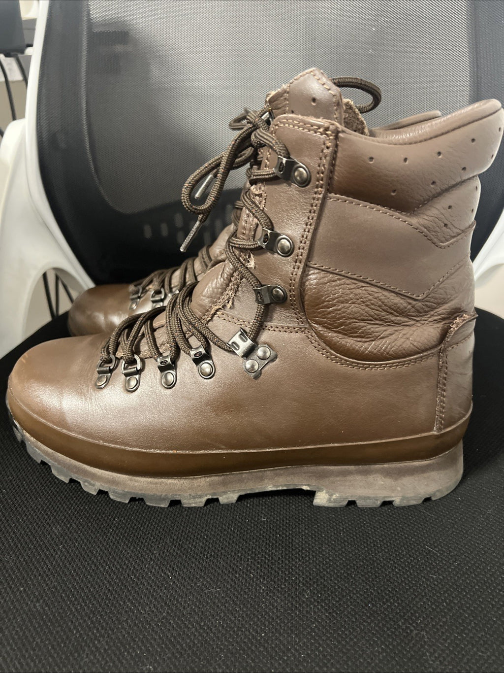 Altberg Defender Boots Size 8L High Liability Combat British Army