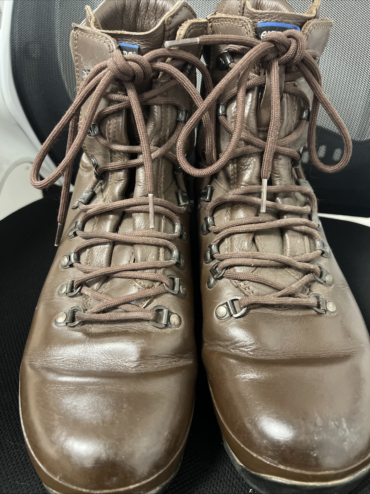 British Army Altberg Defender Boots - Brown - Size UK 11M - Mint Condition