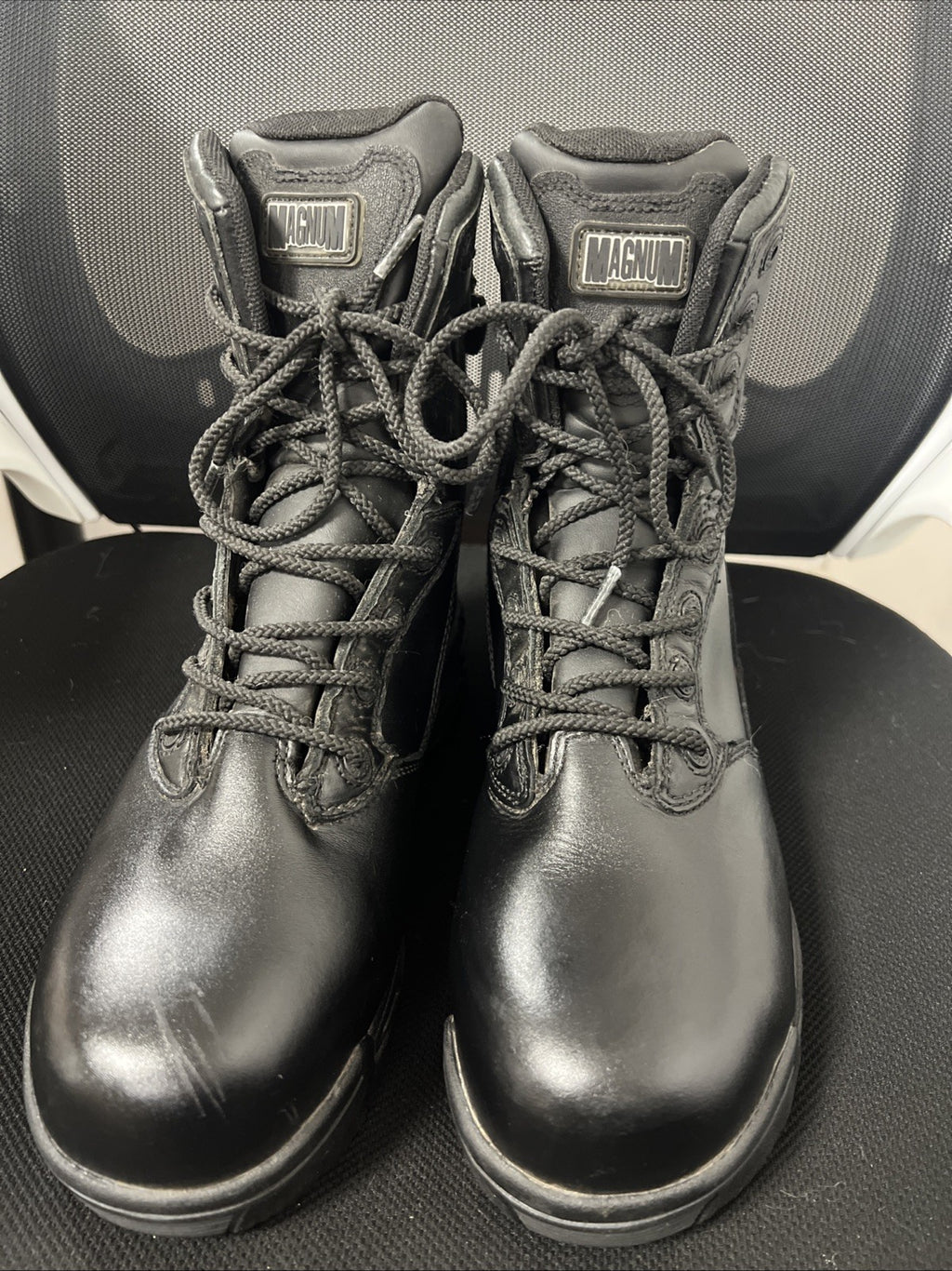 Magnum Stealth Force 8.0 - Safety Boots Footwear - UK size 5