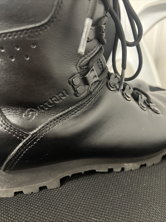 ITURRI WOMENS PATROL BOOTS SIZE 6M  BRITISH ARMY ISSUE