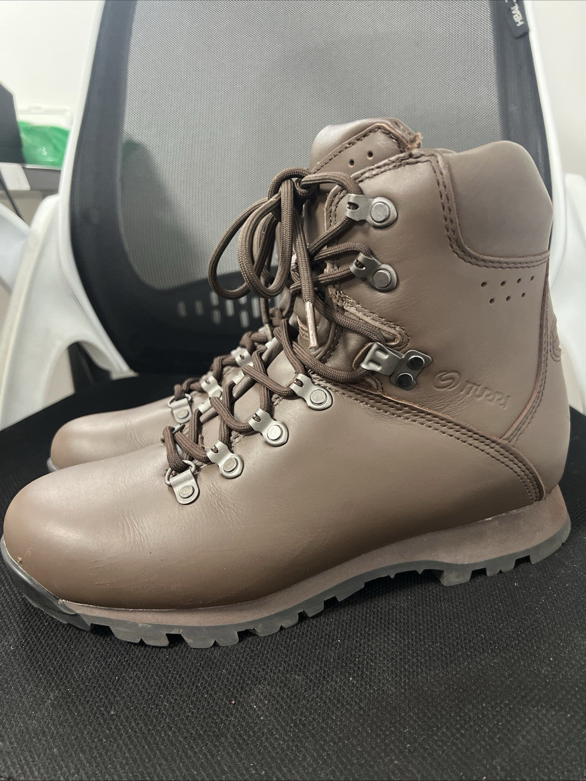 Iturri British Army Patrol Boots UK 7M  Leather Brown