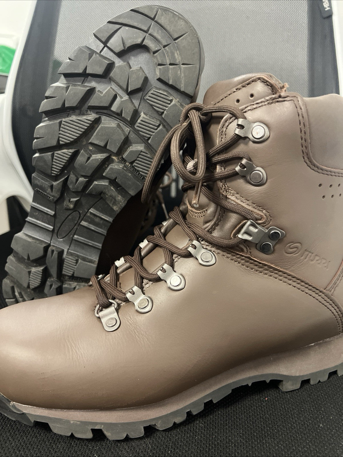Iturri British Army Patrol Boots UK 7M  Leather Brown